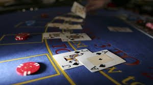 Antarmuka permainan Tembak Ikan dengan kontrol senjata dan tabel nilai hadiah di alus4d